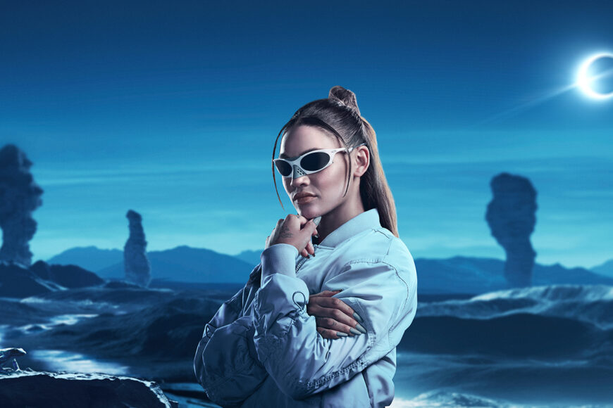 Oakley-ARTIFACTS FROM THE FUTURE_TRINITY RODMAN-01