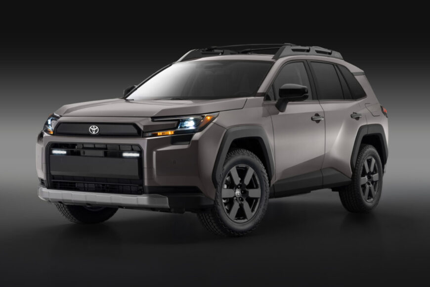 Toyota-RAV4-SixthGeneration-05